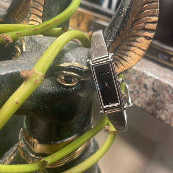 Gucci Silver Horsebit  Bangle Watch - Picture 1 of 8